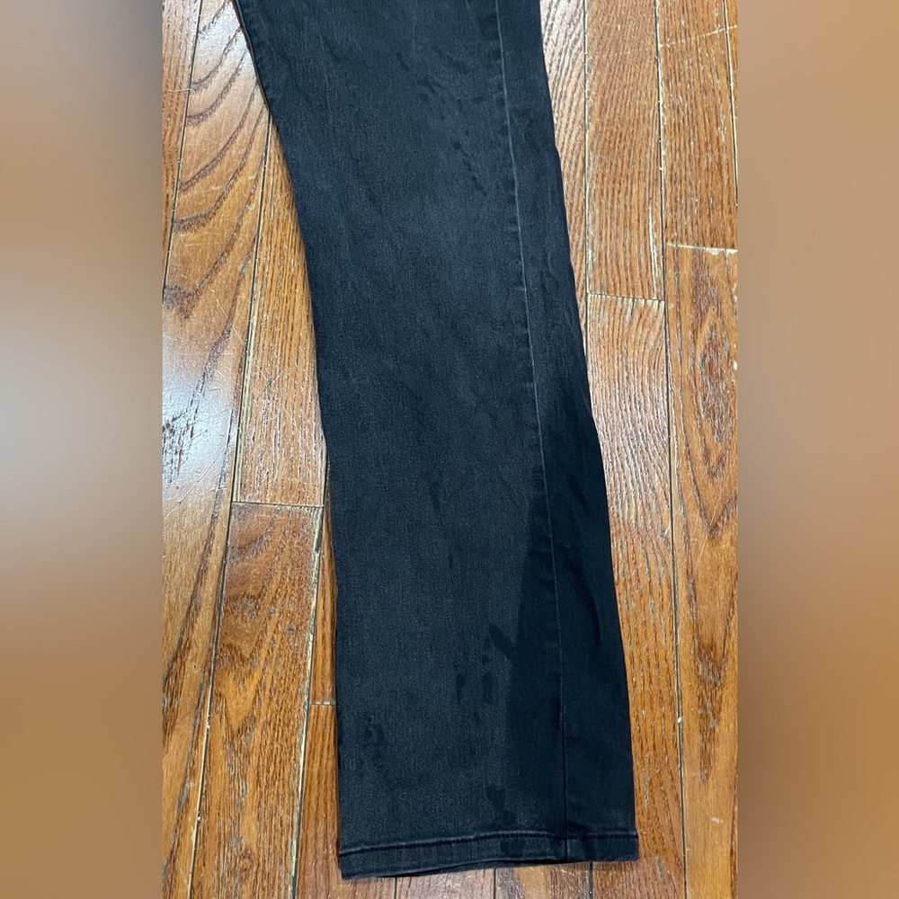 Classic Black Skinny Jeans for Men - Picture 3 of 16